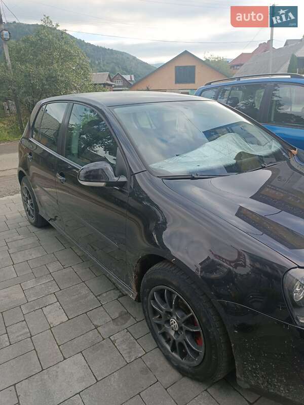 Хэтчбек Volkswagen Golf 2003 в Межгорье фото 9 Хэтчбек Volkswagen Golf 2003 в Межгорье