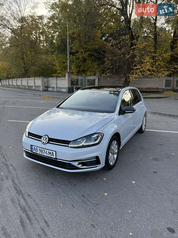 Хэтчбек Volkswagen Golf 2020 в Виннице