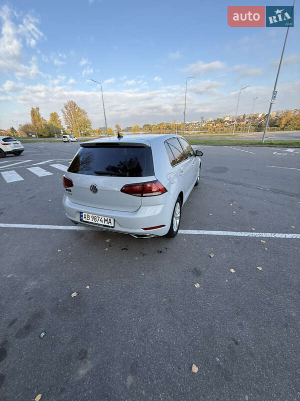 Хэтчбек Volkswagen Golf 2020 в Виннице