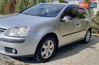 Хэтчбек Volkswagen Golf 2007 в Кицмани