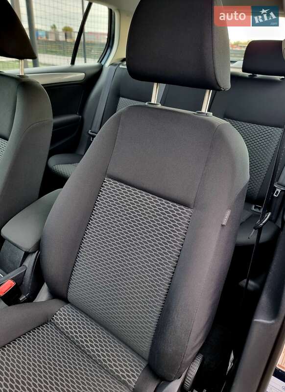 Хэтчбек Volkswagen Golf 2009 в Мукачево фото 72 Хэтчбек Volkswagen Golf 2009 в Мукачево