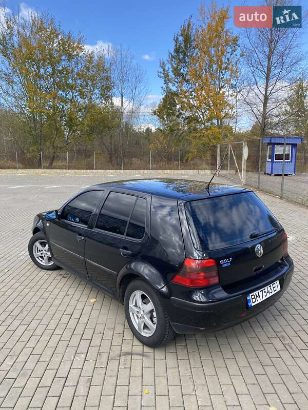 Хетчбек Volkswagen Golf 2000 в Сумах