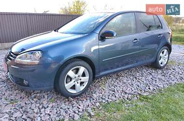 Хетчбек Volkswagen Golf 2007 в Рудки