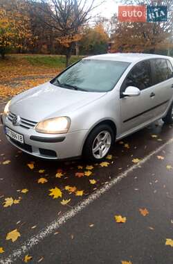 Хетчбек Volkswagen Golf 2004 в Івано-Франківську