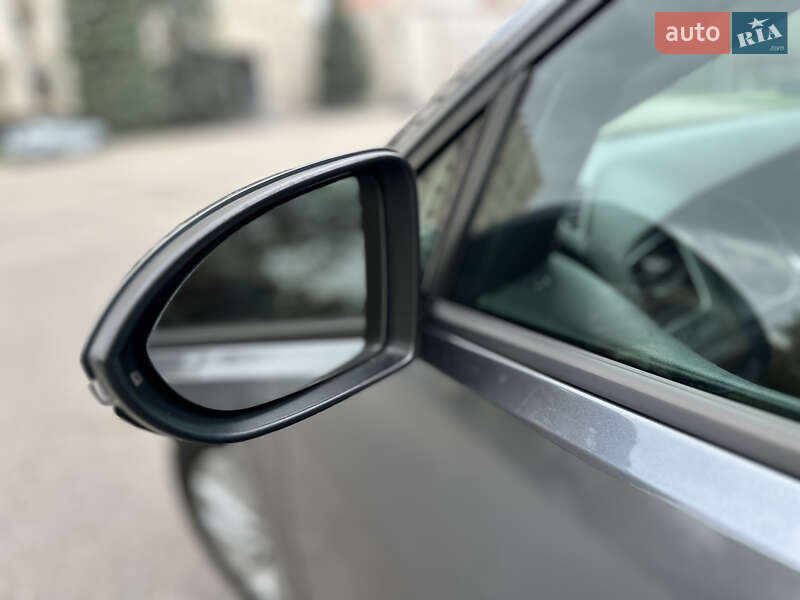 Универсал Volkswagen Golf 2015 в Одессе