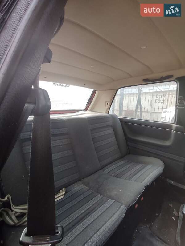 Хэтчбек Volkswagen Golf 1988 в Одессе фото 2 Хэтчбек Volkswagen Golf 1988 в Одессе