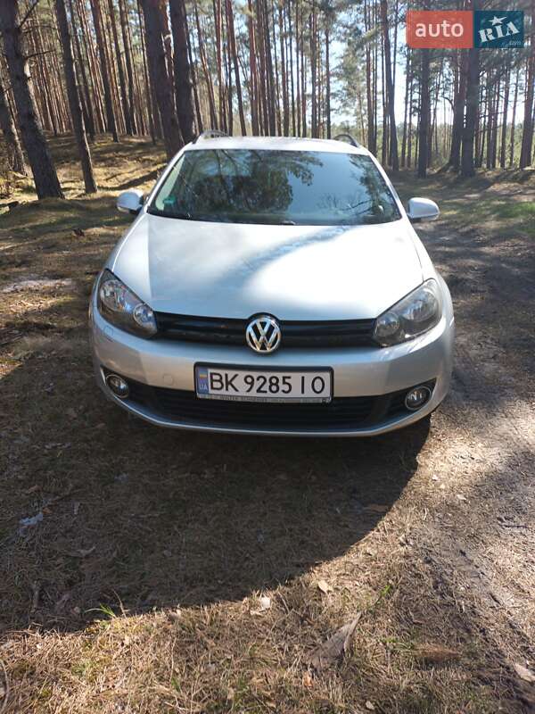 Volkswagen Golf 2011 Volkswagen Golf 2011