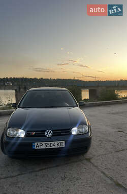 Хетчбек Volkswagen Golf 1998 в Запоріжжі