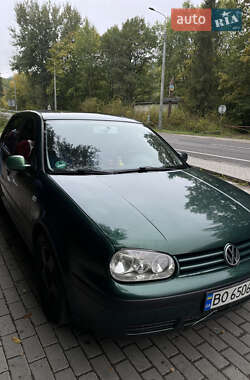 Хэтчбек Volkswagen Golf 2001 в  фото 2 Хэтчбек Volkswagen Golf 2001 в