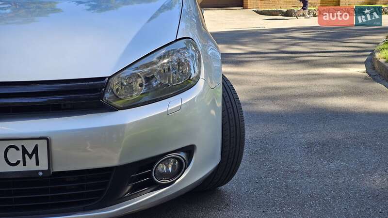 Универсал Volkswagen Golf 2011 в Чернигове