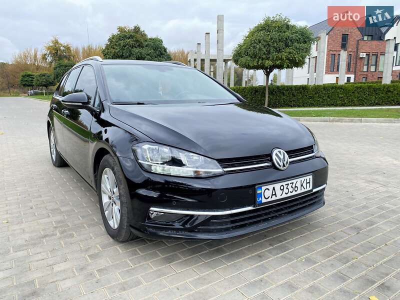 Универсал Volkswagen Golf 2018 в Умани
