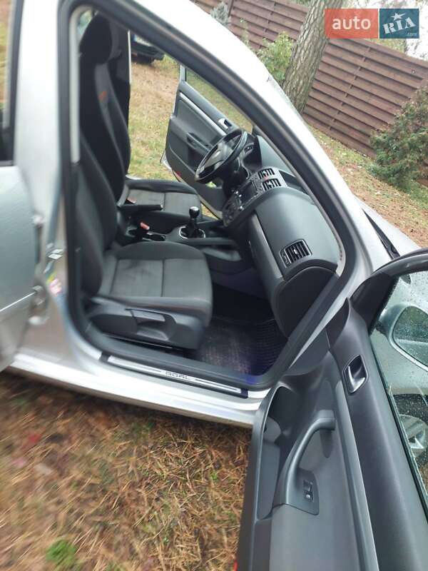 Хэтчбек Volkswagen Golf 2006 в Чернигове фото 11 Хэтчбек Volkswagen Golf 2006 в Чернигове