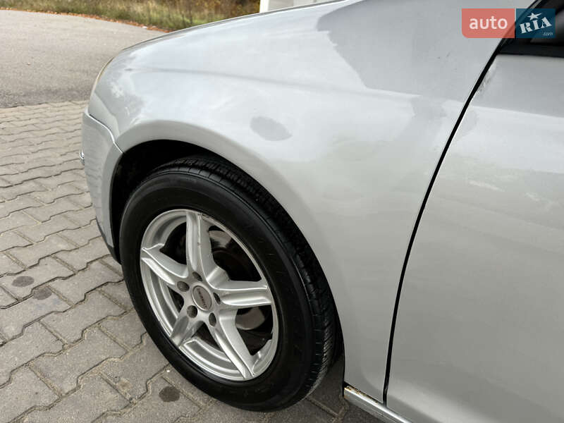 Универсал Volkswagen Golf 2009 в Сокирянах