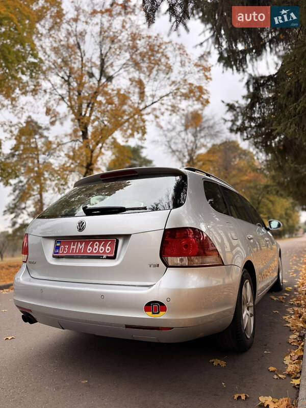 Универсал Volkswagen Golf 2009 в Сумах