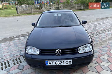 Хетчбек Volkswagen Golf 2000 в Чорткові