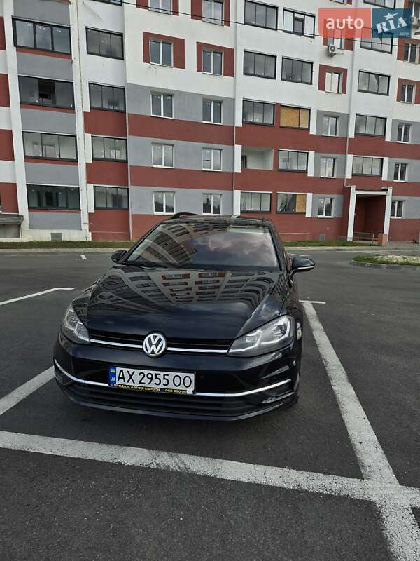 Универсал Volkswagen Golf 2018 в Харькове