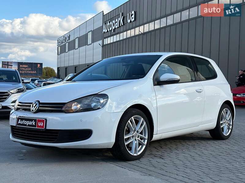 Хэтчбек Volkswagen Golf 2011 в Львове фото Хэтчбек Volkswagen Golf 2011 в Львове