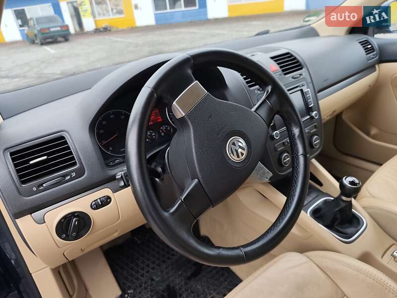Универсал Volkswagen Golf 2007 в Житомире