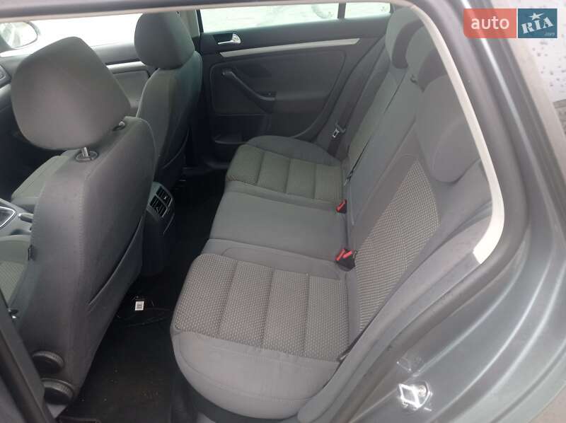 Универсал Volkswagen Golf 2008 в Черкассах фото 2 Универсал Volkswagen Golf 2008 в Черкассах