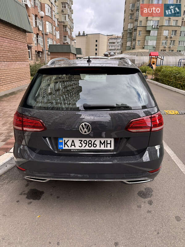 Универсал Volkswagen Golf 2018 в Киеве фото 9 Универсал Volkswagen Golf 2018 в Киеве