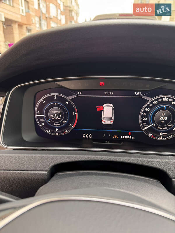 Универсал Volkswagen Golf 2018 в Киеве фото 31 Универсал Volkswagen Golf 2018 в Киеве