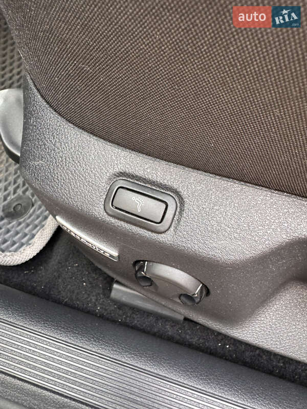 Универсал Volkswagen Golf 2018 в Киеве фото 28 Универсал Volkswagen Golf 2018 в Киеве