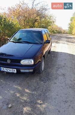 Хэтчбек Volkswagen Golf 1997 в Черновцах