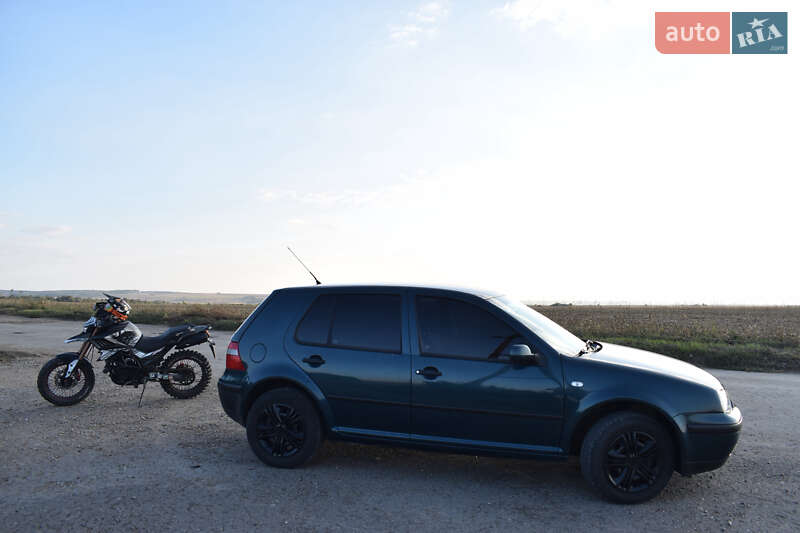 Хетчбек Volkswagen Golf 2003 в Кам'янець-Подільському фото 17 Хетчбек Volkswagen Golf 2003 в Кам'янець-Подільському