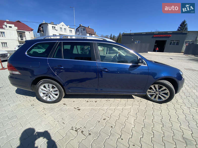 Универсал Volkswagen Golf 2011 в Львове