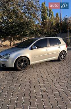 Хэтчбек Volkswagen Golf 2004 в Теплике