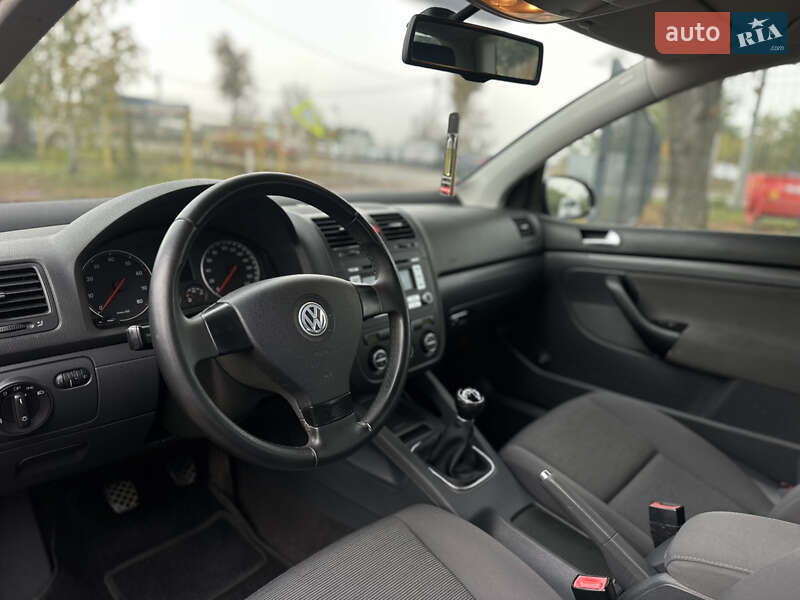 Хэтчбек Volkswagen Golf 2005 в Виннице фото 24 Хэтчбек Volkswagen Golf 2005 в Виннице