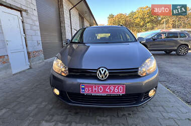 Универсал Volkswagen Golf 2010 в 