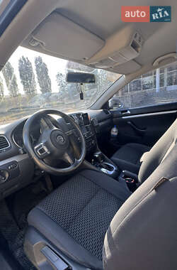 Универсал Volkswagen Golf 2009 в 
