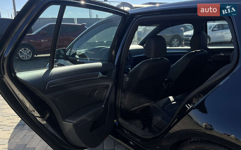 Хэтчбек Volkswagen Golf 2013 в Мукачево фото 25 Хэтчбек Volkswagen Golf 2013 в Мукачево