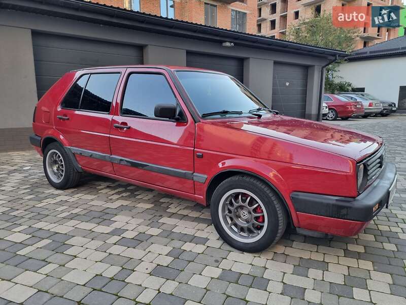 Хетчбек Volkswagen Golf 1988 в Івано-Франківську фото 2 Хетчбек Volkswagen Golf 1988 в Івано-Франківську