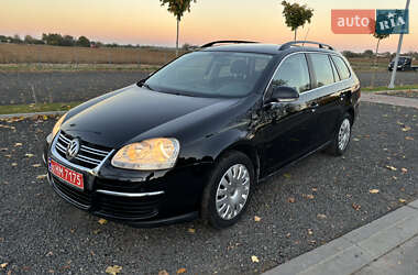Універсал Volkswagen Golf 2009 в Ворзелі
