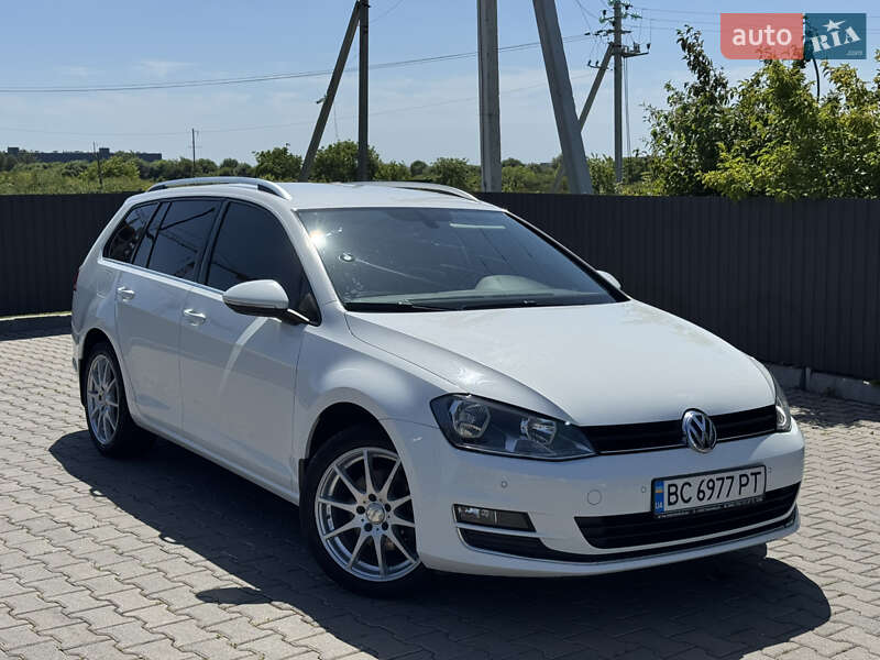 Універсал Volkswagen Golf 2015 в Львові