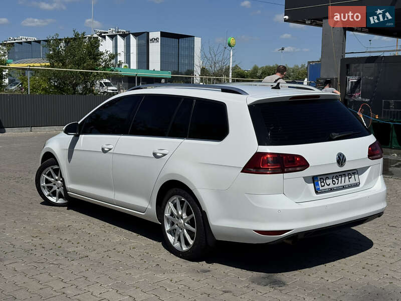Універсал Volkswagen Golf 2015 в Львові