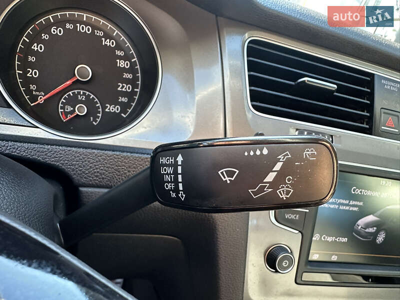 Универсал Volkswagen Golf 2015 в Лопатине фото 44 Универсал Volkswagen Golf 2015 в Лопатине