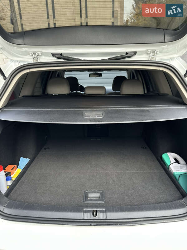 Универсал Volkswagen Golf 2016 в Киеве фото 23 Универсал Volkswagen Golf 2016 в Киеве