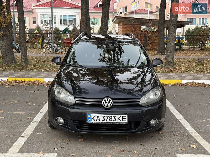 Универсал Volkswagen Golf 2011 в Киеве