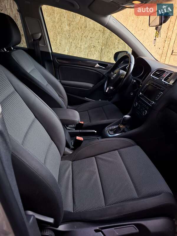 Хэтчбек Volkswagen Golf 2012 в Ровно фото 8 Хэтчбек Volkswagen Golf 2012 в Ровно