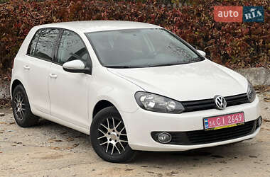 Хетчбек Volkswagen Golf 2009 в Вінниці