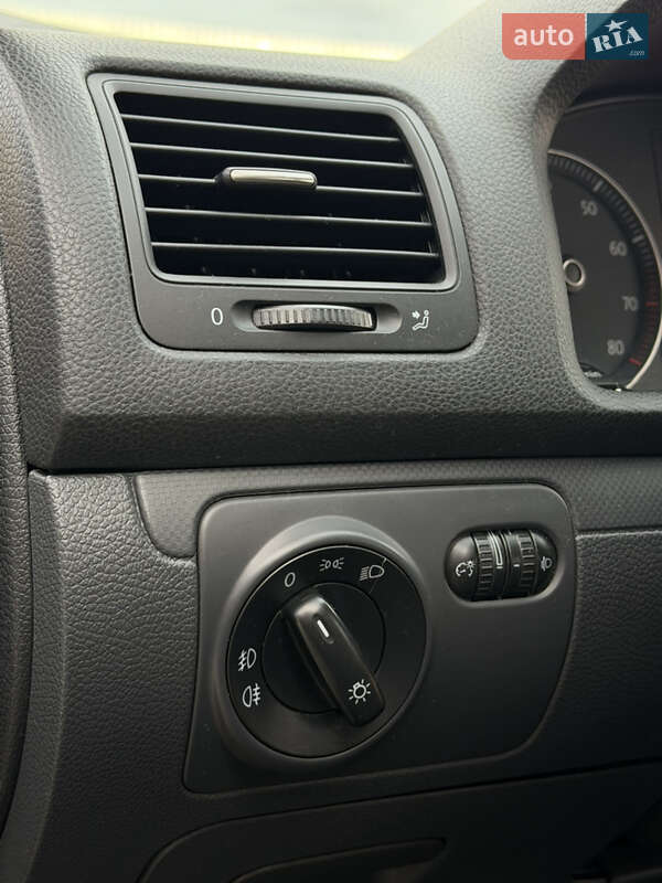 Хэтчбек Volkswagen Golf 2009 в Лубнах фото 33 Хэтчбек Volkswagen Golf 2009 в Лубнах