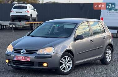 Хэтчбек Volkswagen Golf 2007 в Киеве