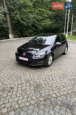 Хэтчбек Volkswagen Golf 2013 в Черновцах