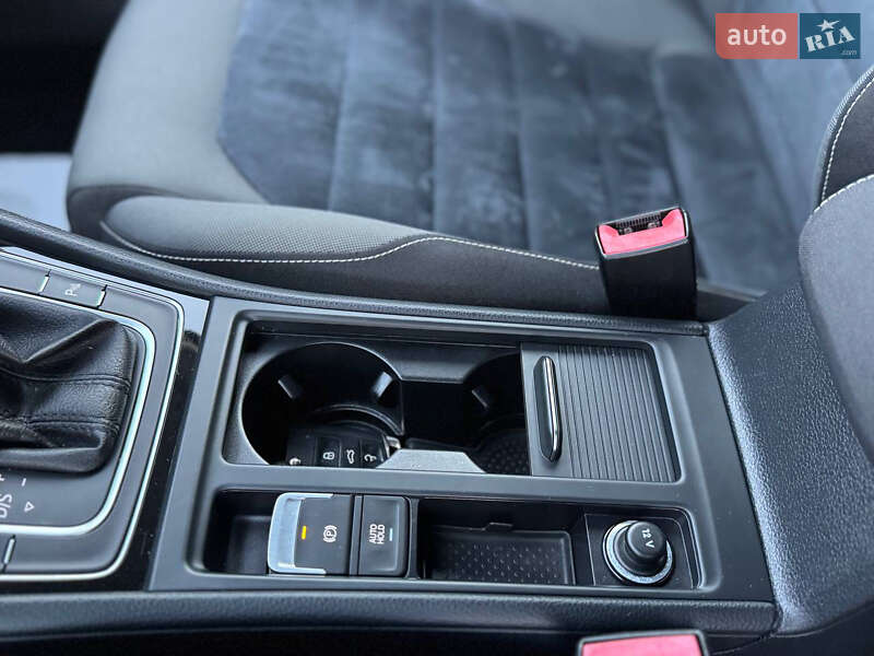 Універсал Volkswagen Golf 2015 в Дрогобичі фото 75 Універсал Volkswagen Golf 2015 в Дрогобичі