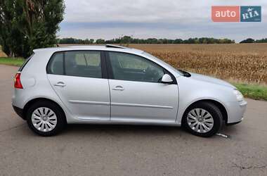 Хетчбек Volkswagen Golf 2008 в Ніжині
