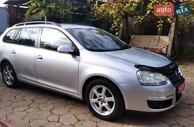 Універсал Volkswagen Golf 2009 в Чернігові