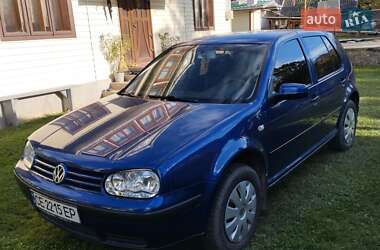 Хэтчбек Volkswagen Golf 2001 в Кутах
